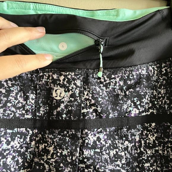 Lululemon Run Pace Setter Skirt *4-way Stretch Rocky Road Sand Dune Black Size 6 - Picture 7 of 8
